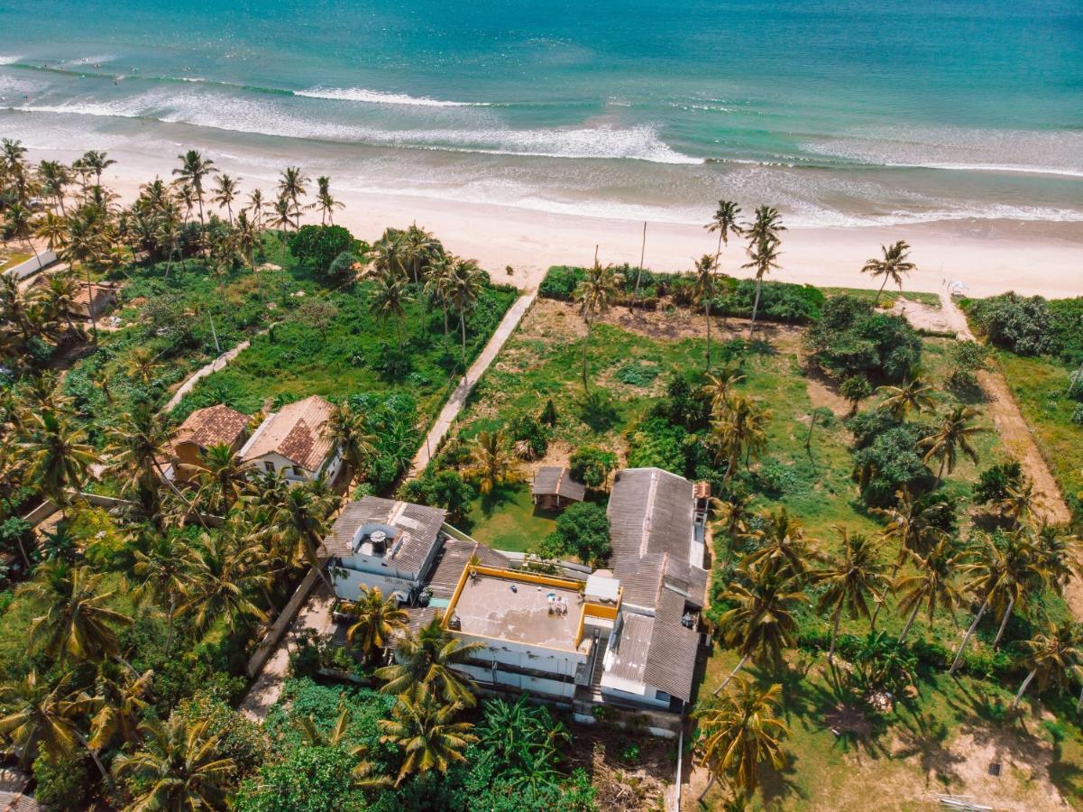 Beach Corner Hotel Weligama Kültér fotó